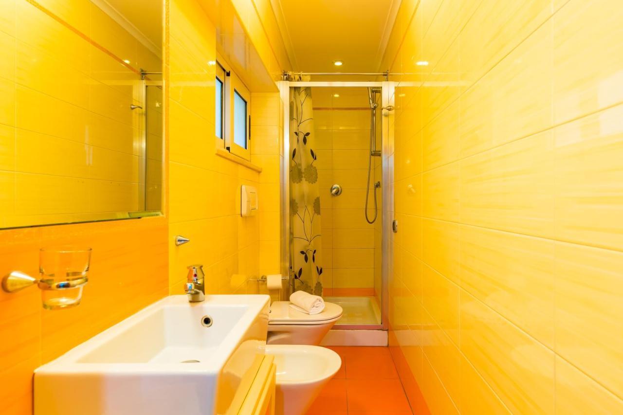 Tribunali 194 - Cozy Flat In Center ナポリ エクステリア 写真